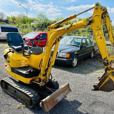 Komatsu PC 09-1 + 3 GODETS