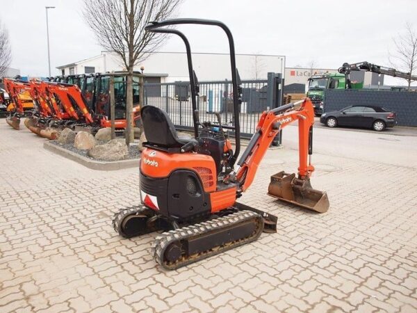 KUBOTA U10-3 + 3 GODETS – Image 11