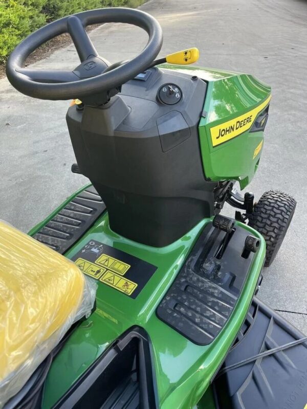 Tracteur tondeuse John Deere X107 neuf – Image 5