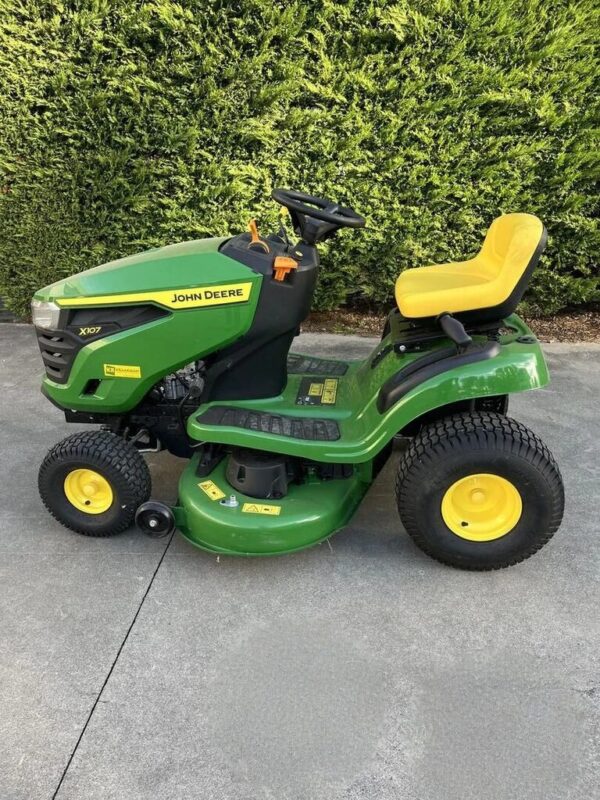Tracteur tondeuse John Deere X107 neuf – Image 6