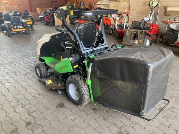 Tracteur tondeuse Etesia HYDRO 100 MK 124 neuf – Image 7