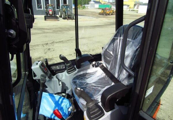 Kubota U27-4 – Image 5