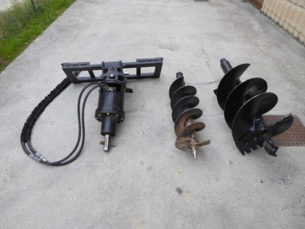 CATERPILLAR 302.5 + TARIERE HYDRAULIQUE + 3 GODETS – Image 18