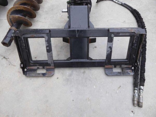 CATERPILLAR 302.5 + TARIERE HYDRAULIQUE + 3 GODETS – Image 23