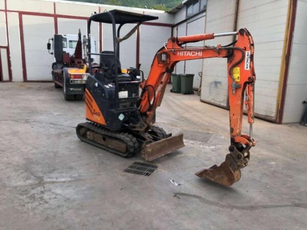 HITACHI ZX17U-2 YLR – Image 5