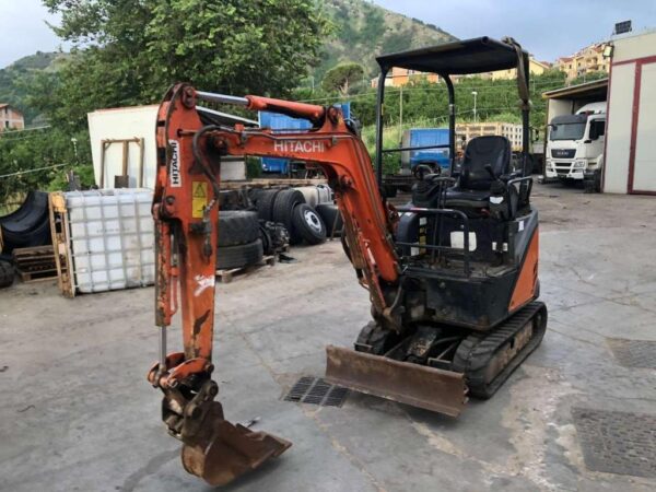 HITACHI ZX17U-2 YLR – Image 10