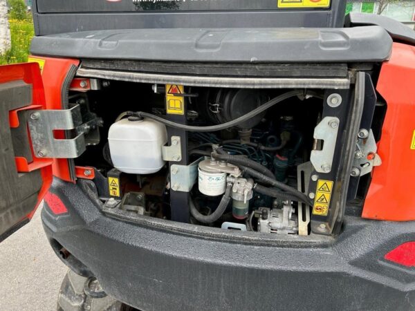 Kubota U27-4 + 3 GODETS+ ATTACHE ROTATIVE INCLINABLE – Image 12