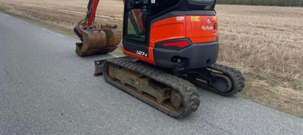 Kubota U27-4 + 3 GODETS+ ATTACHE ROTATIVE INCLINABLE – Image 6