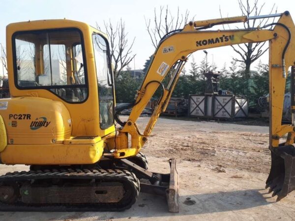 KOMATSU PC27R – Image 12