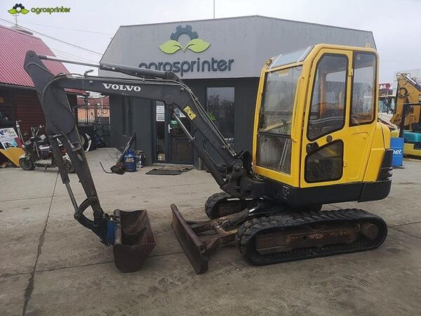 Volvo EC30 – Image 4