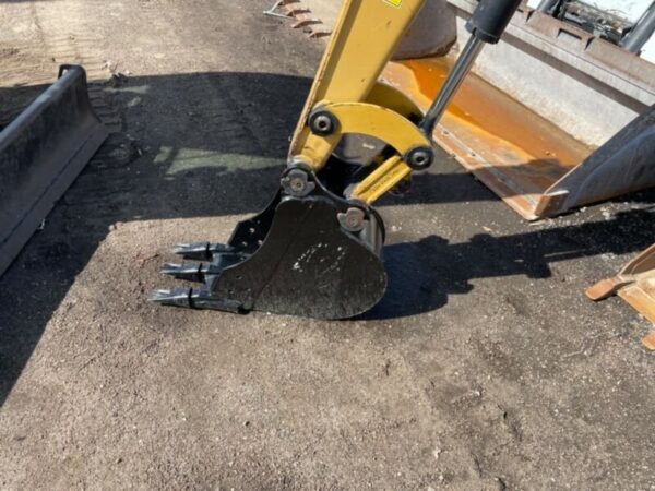 Caterpillar 303.5ECR. 3,5T , 2015 – Image 3