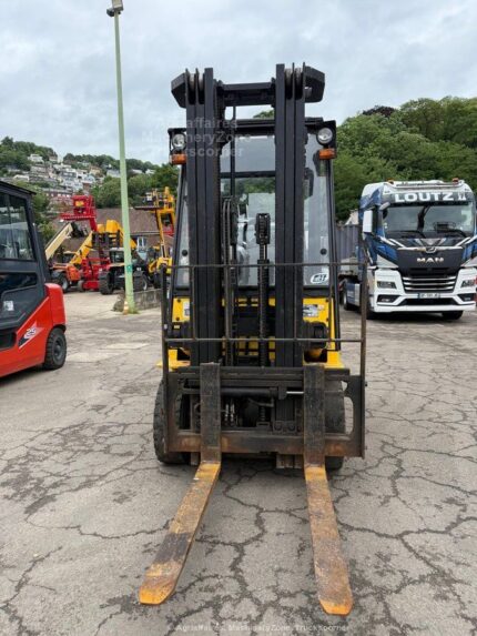 Hyundai 18L7M