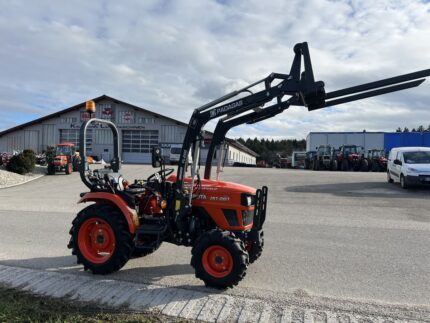 Kubota EK1-261 +  chargeur frontal